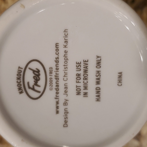 Knuckle Handle coffee Mug - Picture 5 of 5